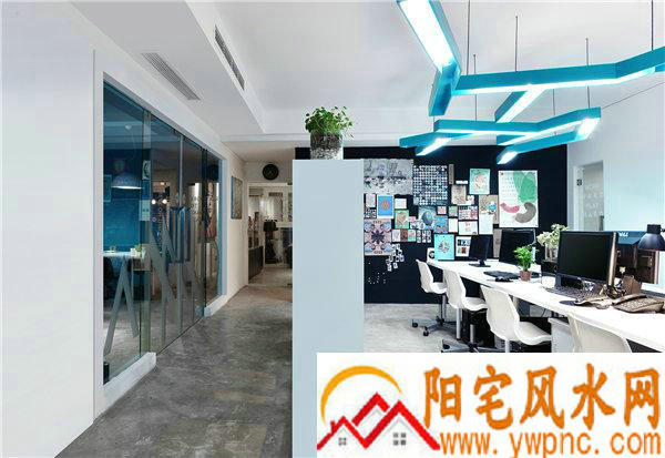 ���ɷ�Ļ��ⷽ��