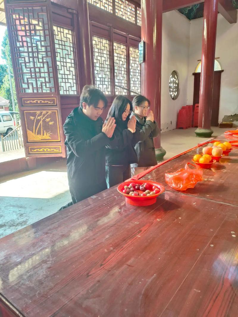 千万不要随便去算命的说法 千万不要随便去算命的说法