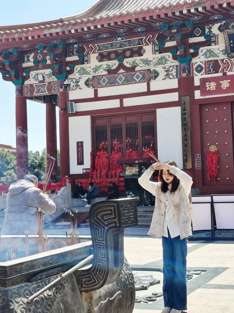 红鸾贪狼星入田宅宫 前三十年为喜 三十年后为忌 红鸾贪狼星入田宅宫 前三十年为喜 三十年后为忌