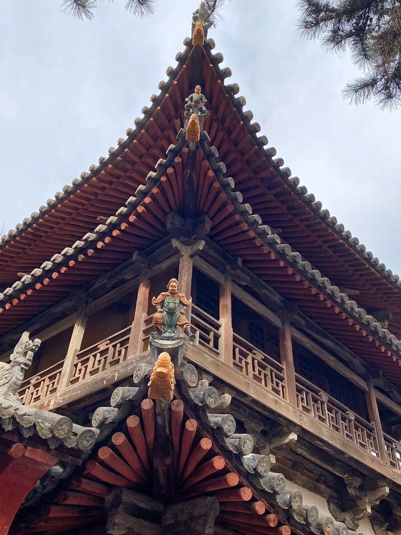 如何找到适合男生的短发发型 如何找到适合男生的短发发型