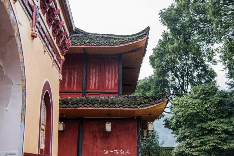 关帝灵签十解签出行签看配偶家境富贵(关帝灵签十解签_配偶家境丰裕及和睦) 关帝灵签十解签出行签看配偶家境富贵(关帝灵签十解签_配偶家境丰裕及和睦)