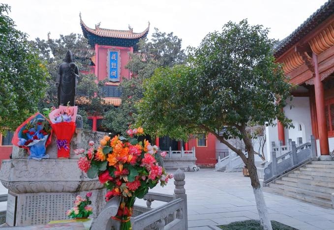 ����ҵ������ʵ�С�ҵ������г��Ĺ���