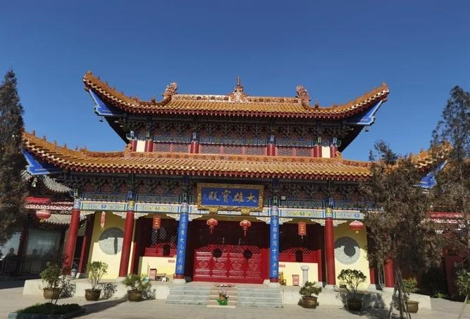 真的吗教室里有什么用英语怎么说英文翻译 教 真的吗教室里有什么用英语怎么说英文翻译 教