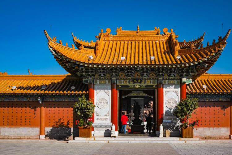 婚姻线和事业线连在一起 合盘