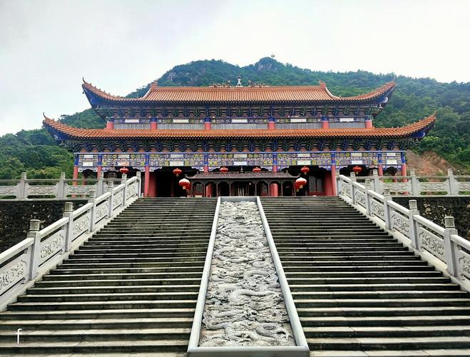 亥时出生的八字是什么 生辰亥时是几点到几点 亥时出生的八字是什么 生辰亥时是几点到几点
