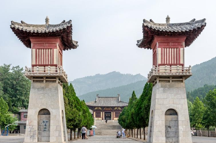 乾乾易学八字算命真能预知未来 乙未年运势大 好运或危